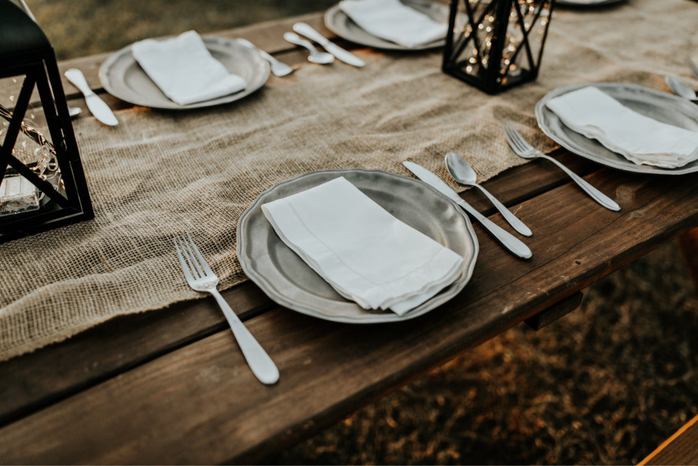 Dining Places with a Runner