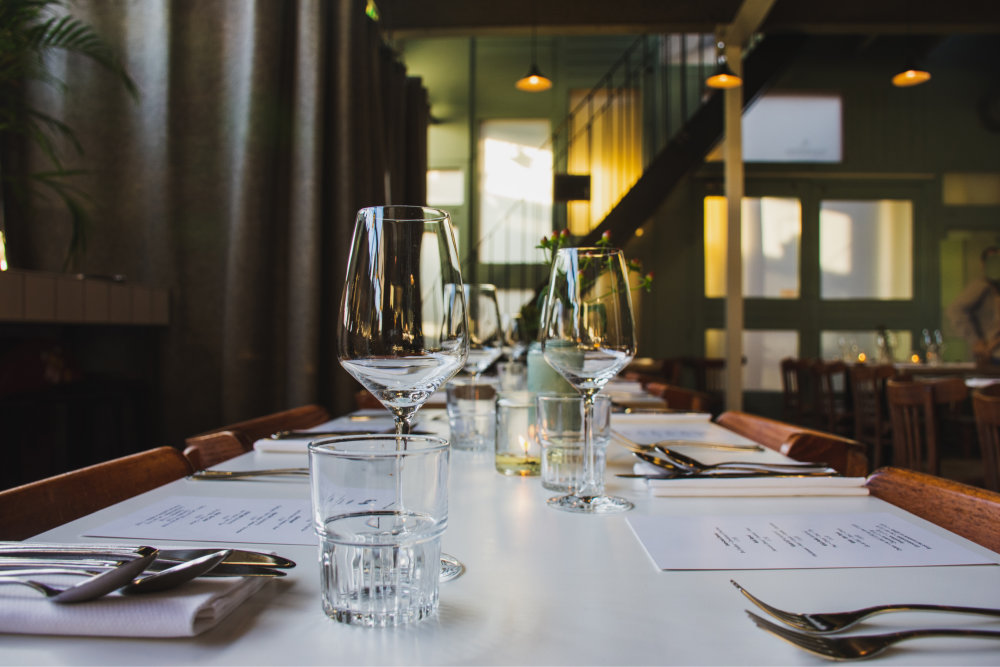 Dining Table Glassware